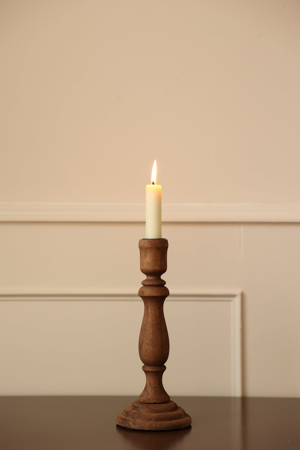 By Moos houten kandelaar