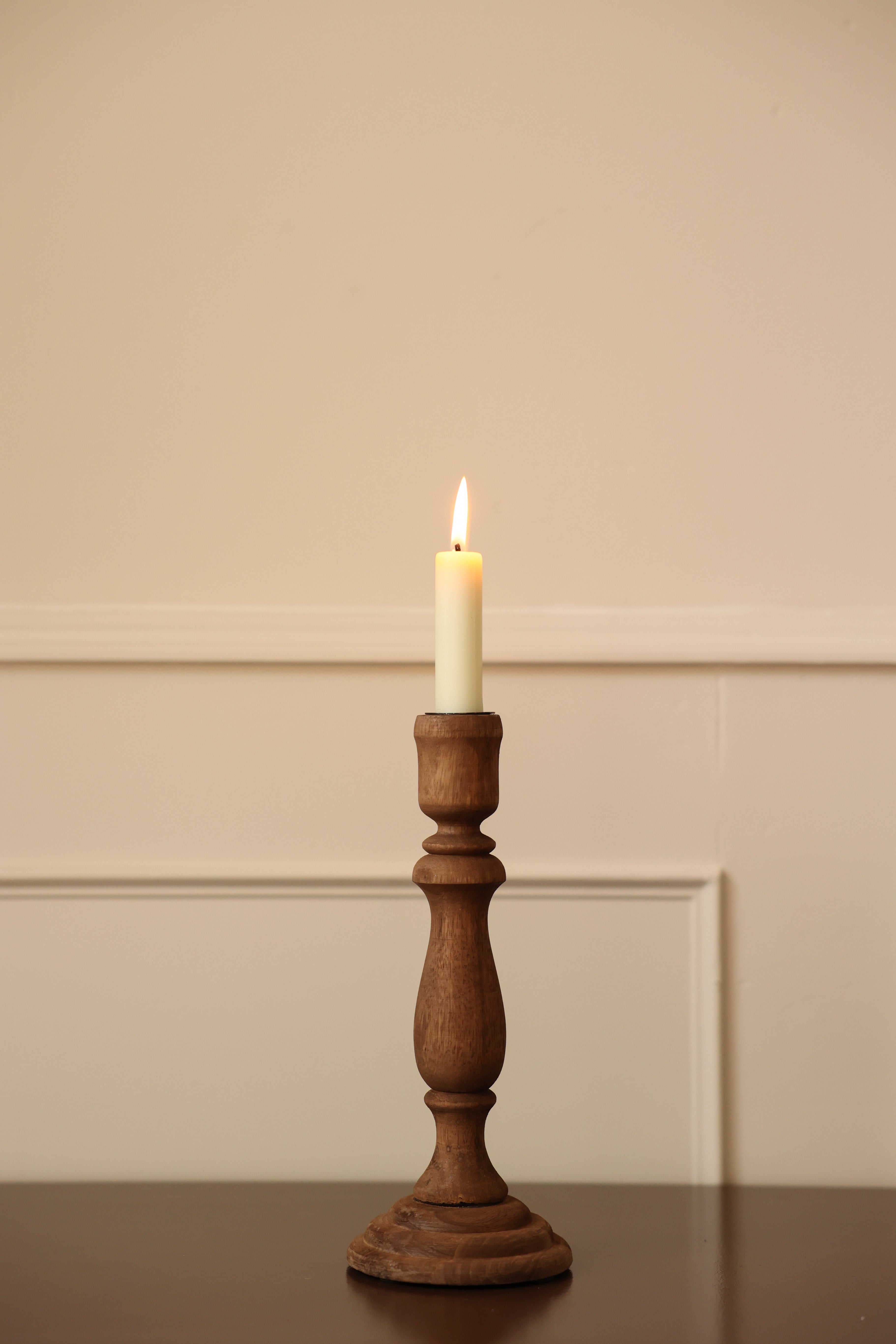 By Moos houten kandelaar